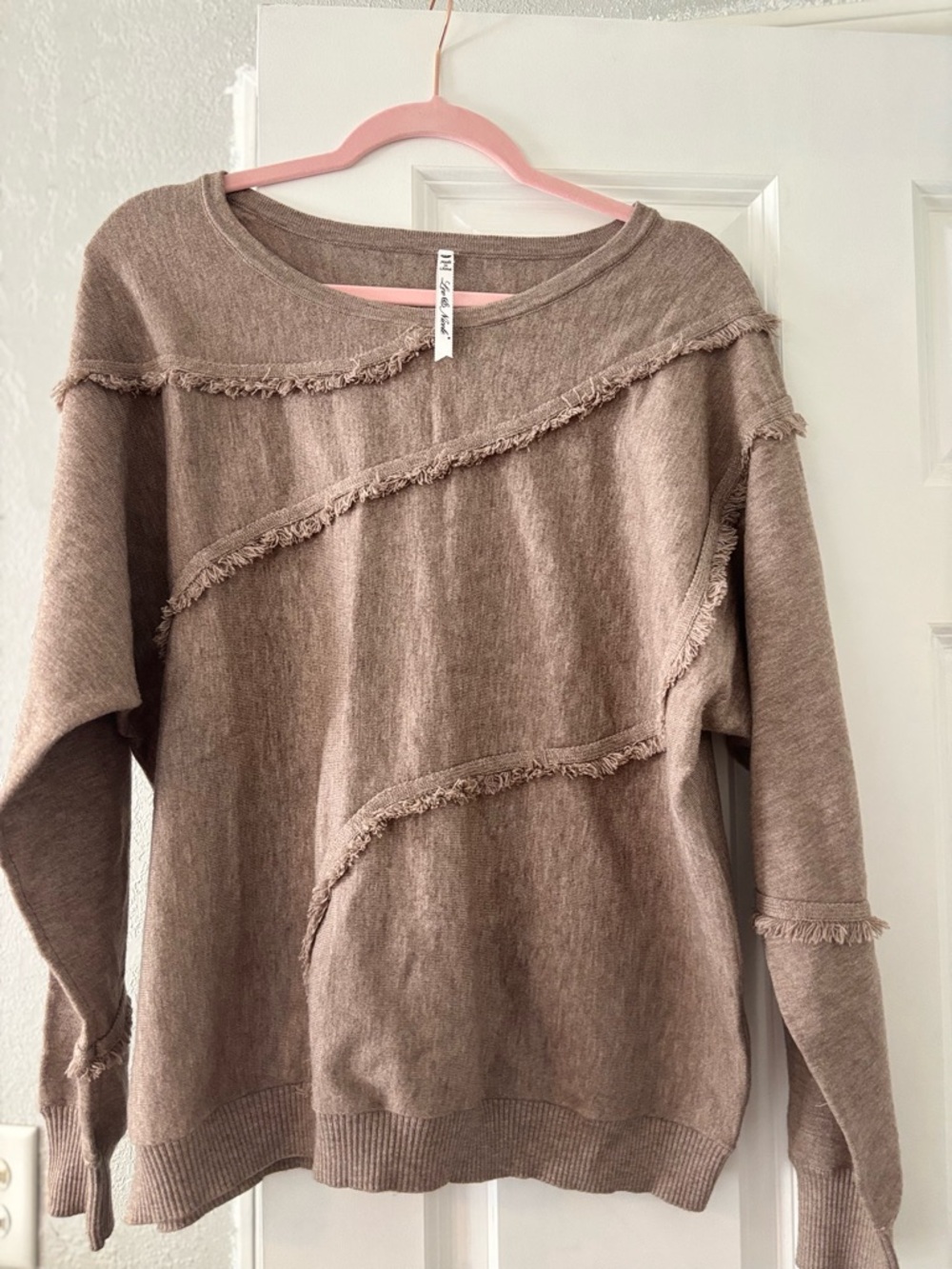 Leo & Nicole Frayed Trim Pullover Sweater - Taupe